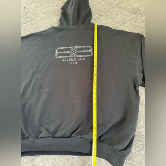 NEW🔥BALENCIAGA Gender Inclusive Beaded Back BB Logo Oversized Hoodie🔥 - Picture 8 of 10